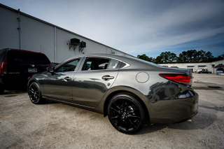 Illustration for article titled A "chrome" wrap that doesn't look like ass? What is this madness!?!